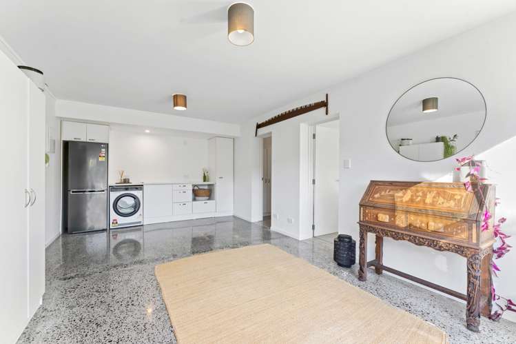 6 Seatoun Avenue Leigh_19