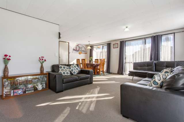 34 Bernina Place Manurewa_4