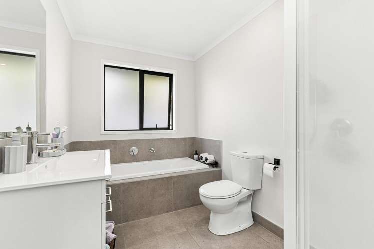 9A Rishworth Avenue Stanmore Bay_13