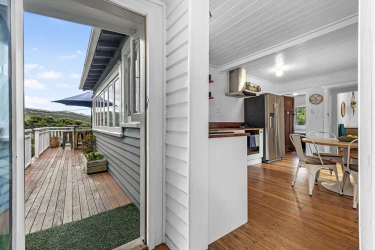 22 Tasman View Road Bethells Beach_24