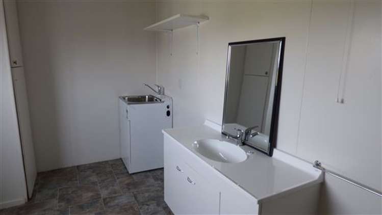 48 James Street Balclutha_6