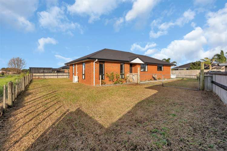 33 Ocean View Rise Ruakaka_20