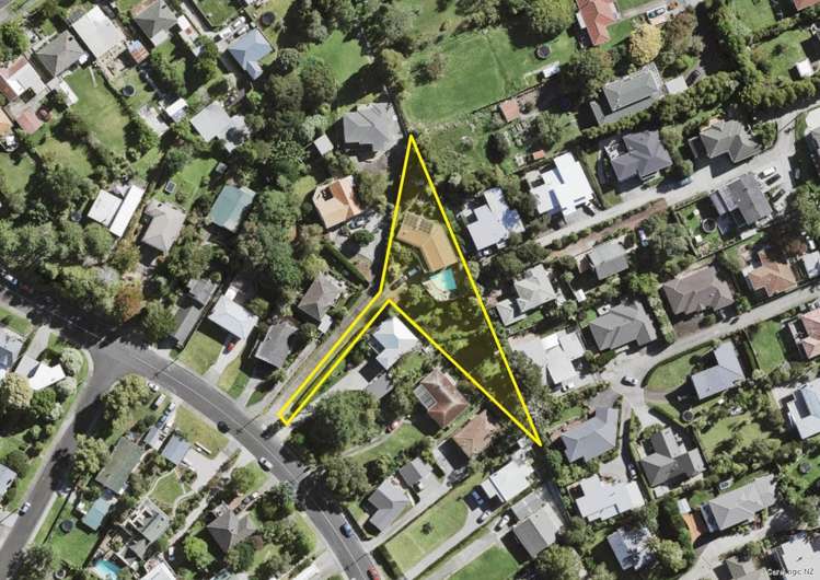 16 Derwent Crescent Titirangi_5