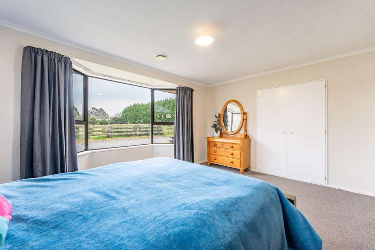115 Main North Road Geraldine_13