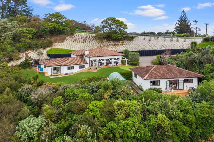South Auckland couple turns up the heat with actively passive home