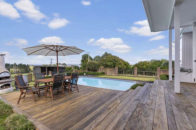 397 Redoubt Road Totara Park_14