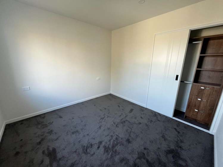 4/8 Buller Crescent Manurewa_6