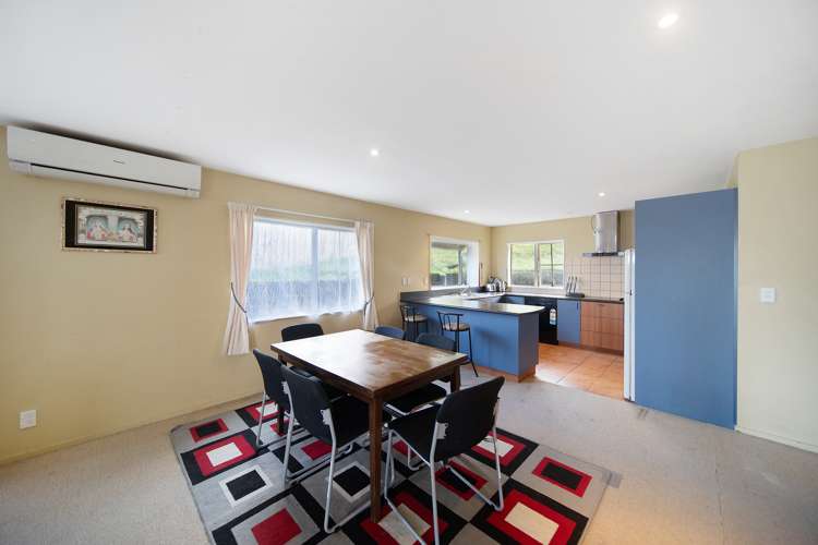 17 Fairchild Avenue Goodwood Heights_14