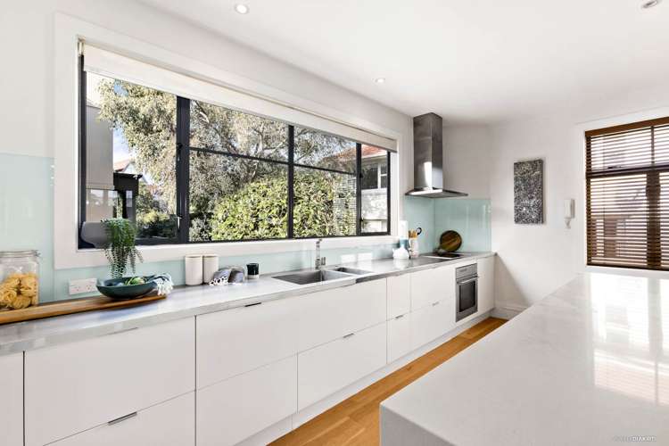 4/9 Balfour Road Parnell_9