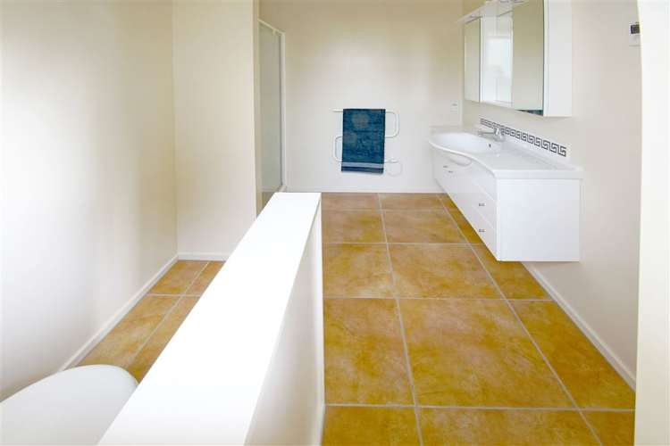 5 Piper Lane Beckenham_11