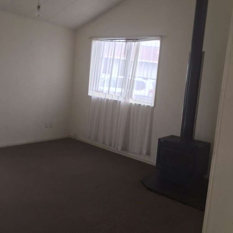 1/53b Dominion Road Papakura_4