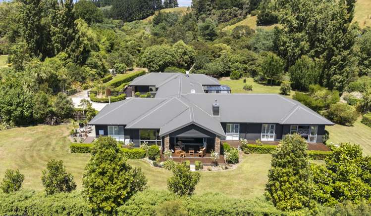 38 Kingsdale Park Drive_0