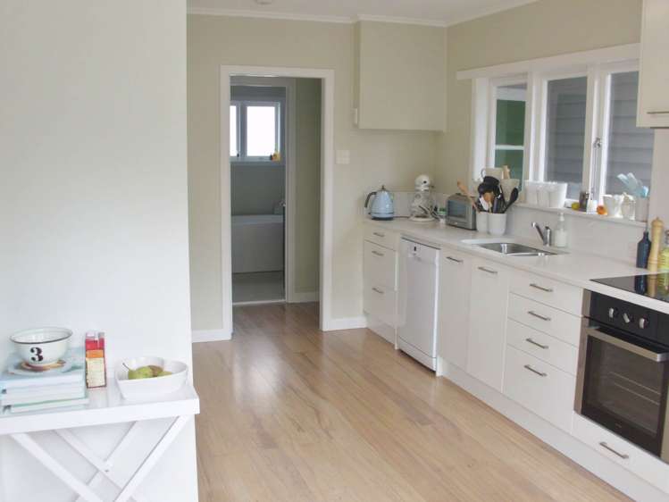 7 Kenmure Avenue Forrest Hill_10