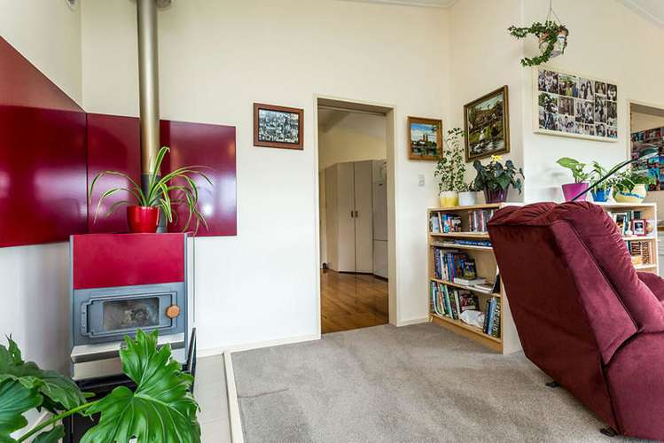 14 Castlewood Road Company Bay_8