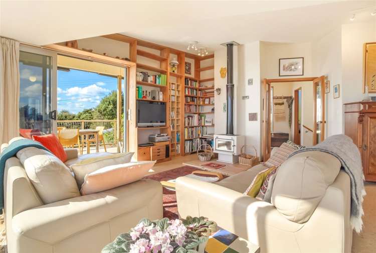 102 Trig Hill Road Onetangi_6