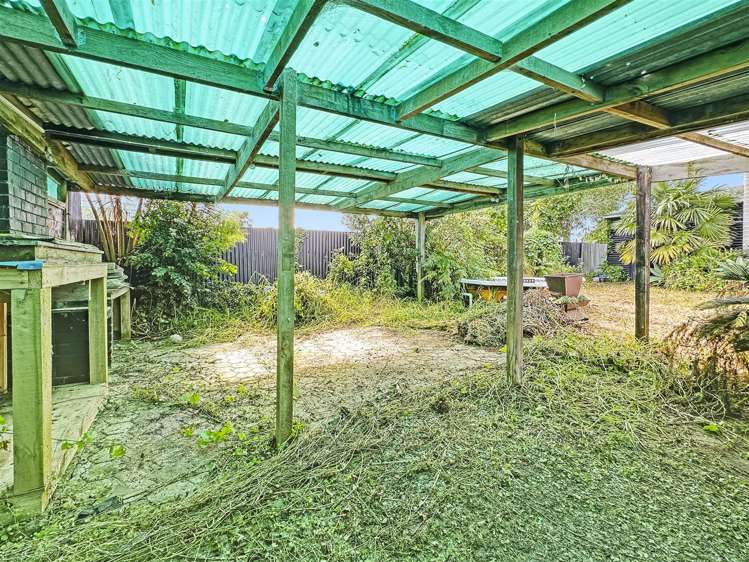 3 Clarks Beach Road Clarks Beach_13