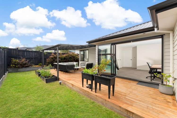 8 Kuinga Street Milldale_19