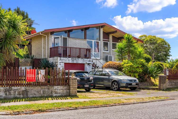 5 Joanna Place Deanwell_10