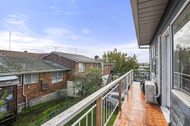 1/6 Eden View Road Sandringham_10