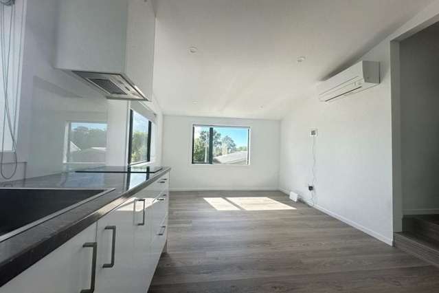Modern 1-Bedroom Unit in Mount Wellington