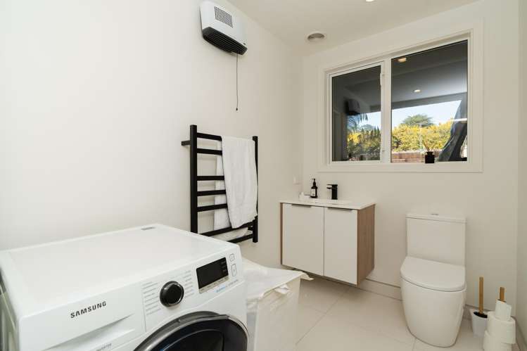 23 Solar Terrace Broad Bay_17