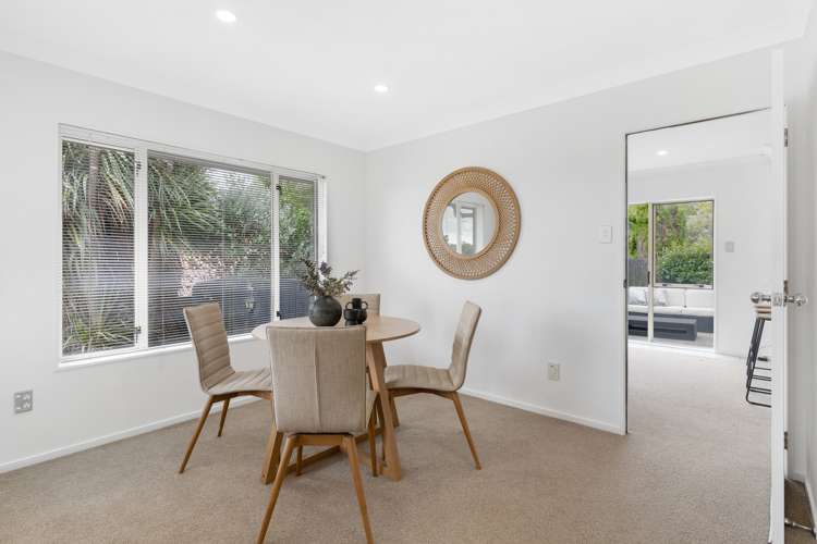 41 Gillett Place Botany Downs_8