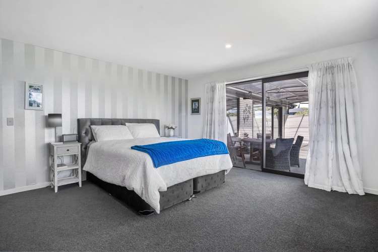 28 Talboys Drive Winton_12