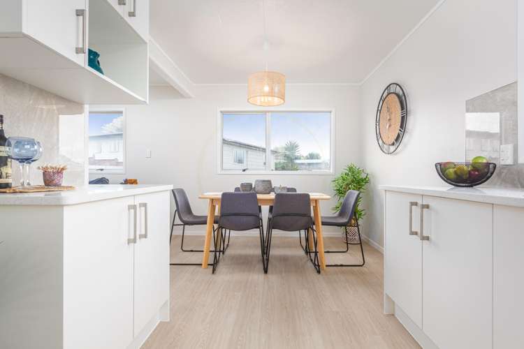 15 Ravenna Way Clover Park_18