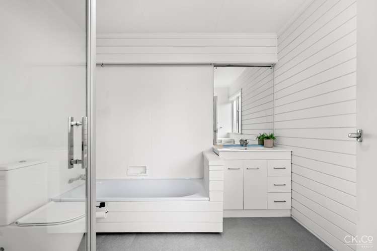 42 Beaumont Avenue Alicetown_11