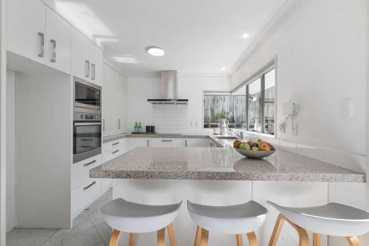 2/60 Whitford Road Northpark_9