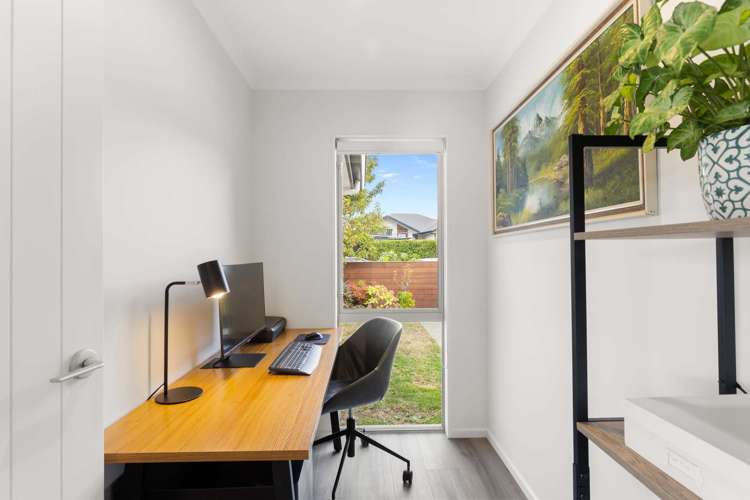 62 Fairose Drive Richmond_15