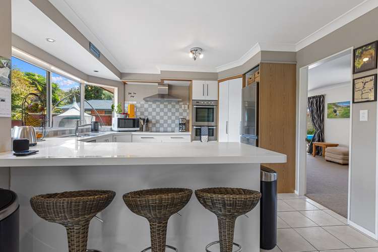 5 Athena Grove Papamoa_13