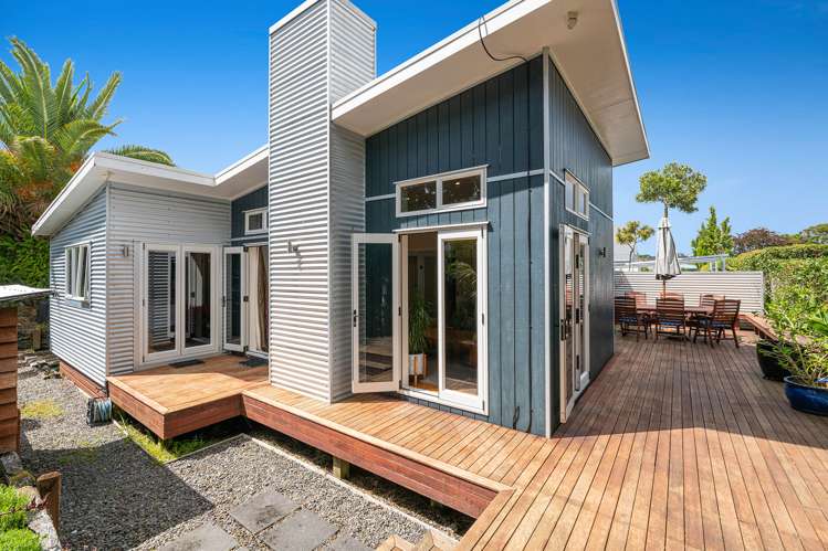 21a Zealandia Road_1