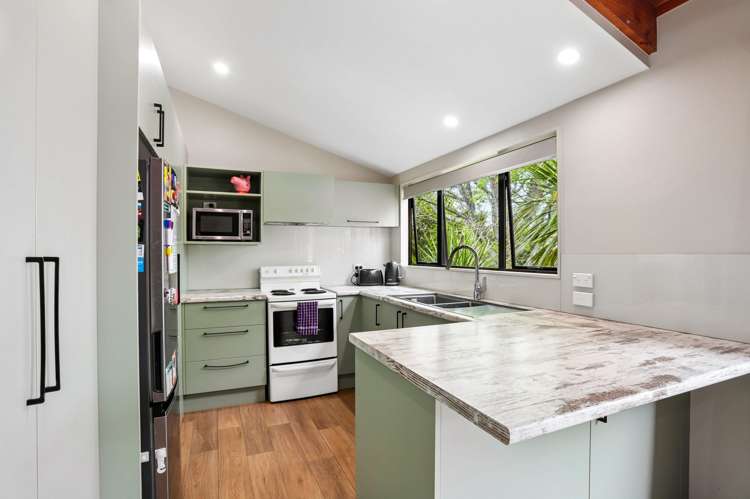 30 Rheingold Place_5