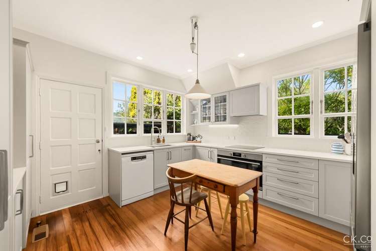 14 Willoughby Street Woburn_7