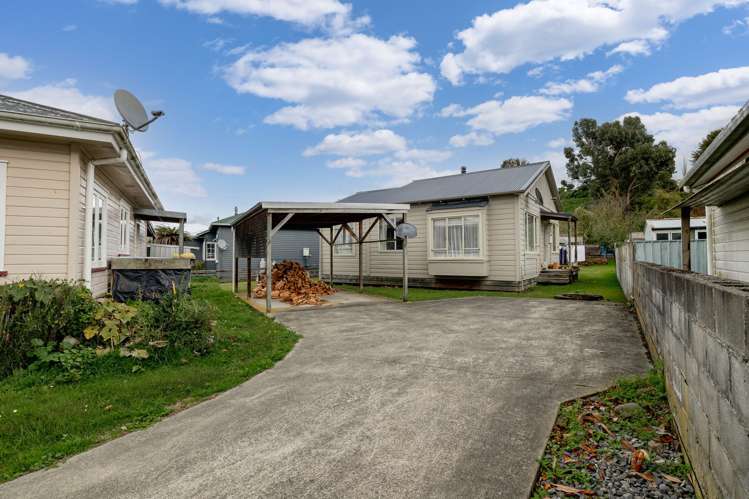 51 and 51A Moa Street Taihape_20