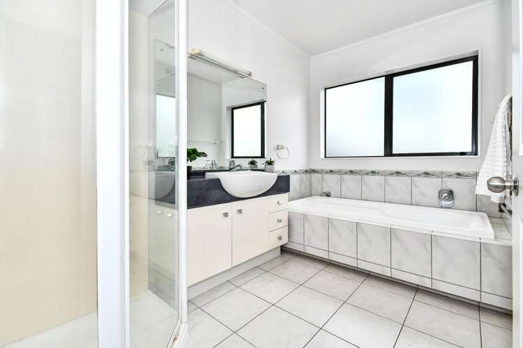 15 Rathmar Drive Alfriston Heights_11