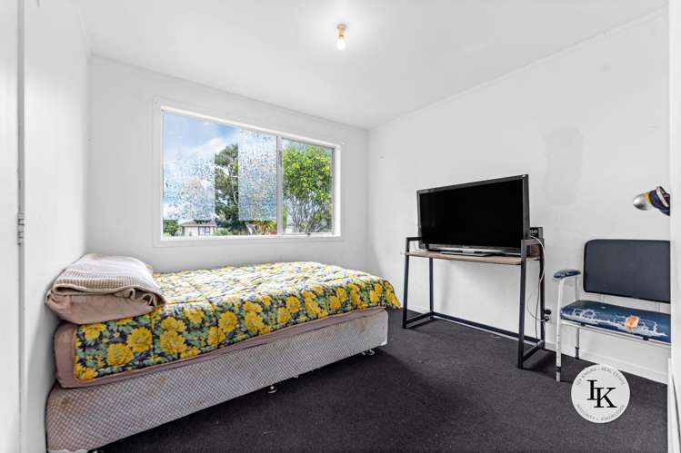 17 Desmond Place Otara_12