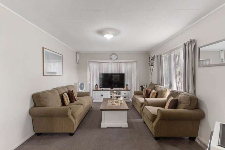8 Zurich Place Manurewa_6