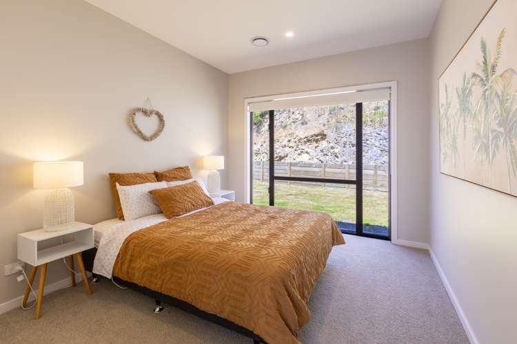 75 Oak Road Poraiti_7