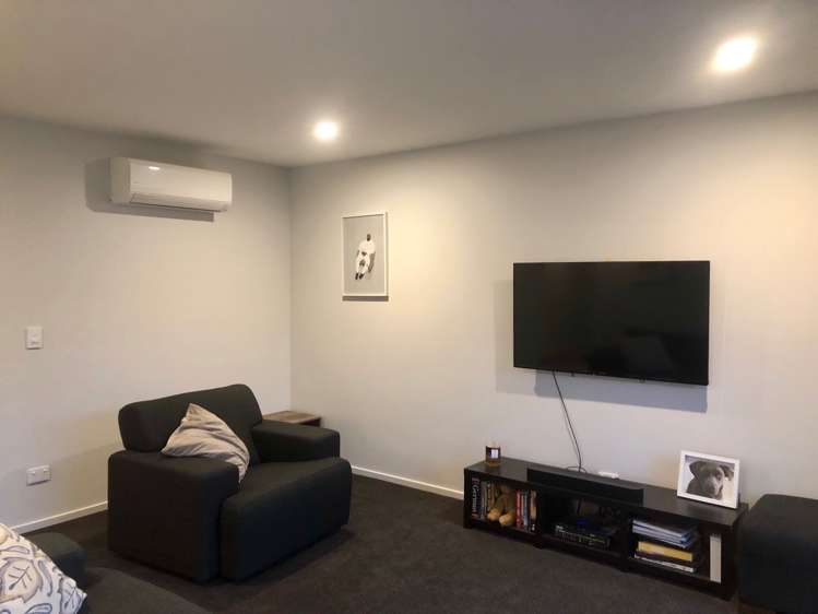 82 Sunline Avenue Lincoln_6