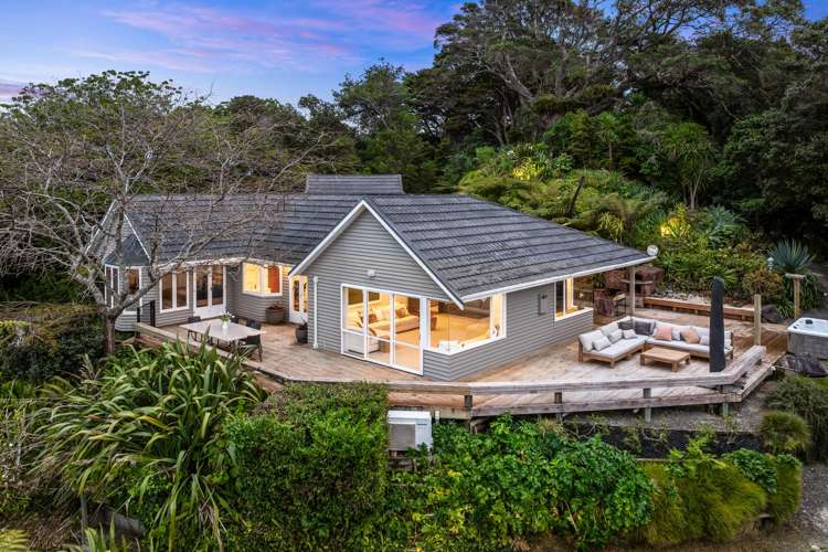 596 Leigh Road Whangateau_32