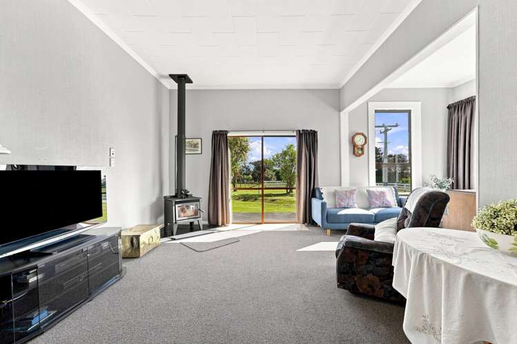 40 and 61 Burtts Road Durie Hill_5