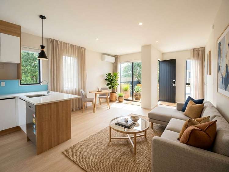 12/113 Moore Street Howick_1
