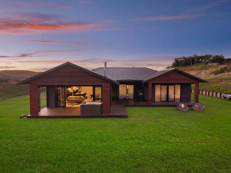 1088 South Head Road Helensville_24