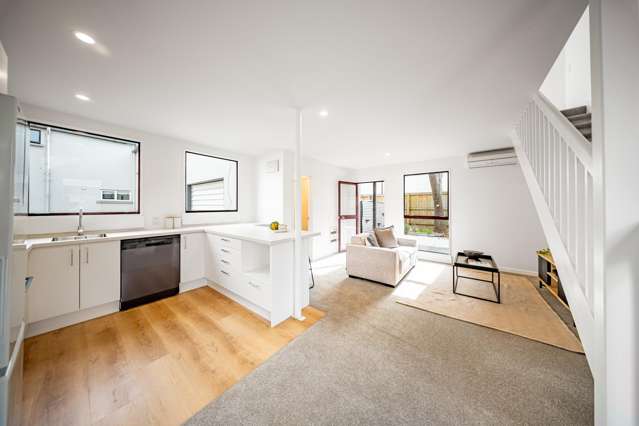 4/16 Derby Street Saint Albans_2