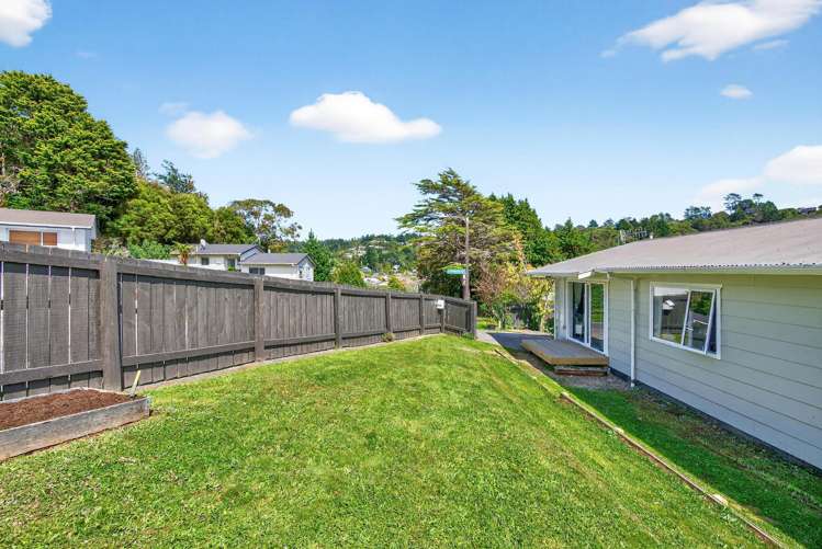 2 Takanini Grove Stokes Valley_27