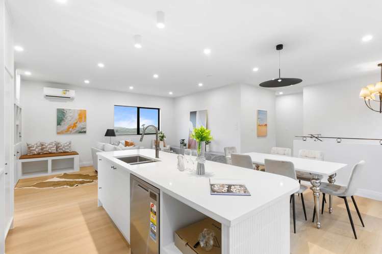 18 Ara Taha Crescent Orewa_9