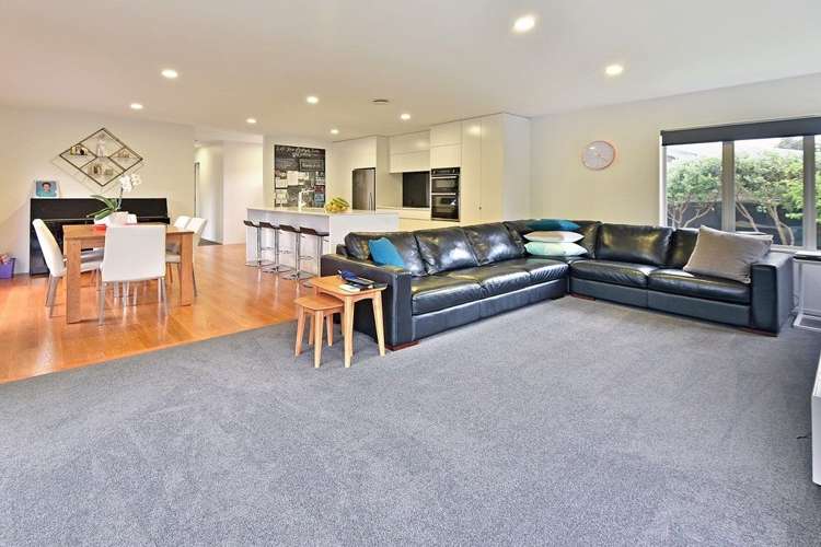 4 Oakmont Place Wattle Downs_1