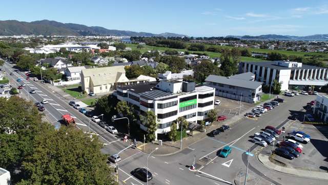 1 Market Grove Hutt Central_3